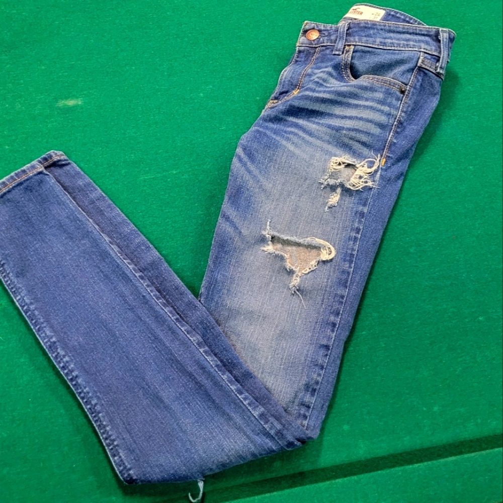 0R Hollister boot cut jeans